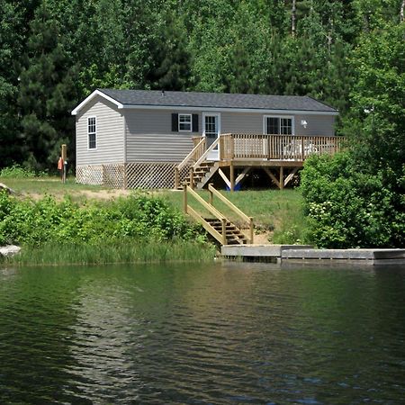 All Star Resort Madawaska Екстер'єр фото