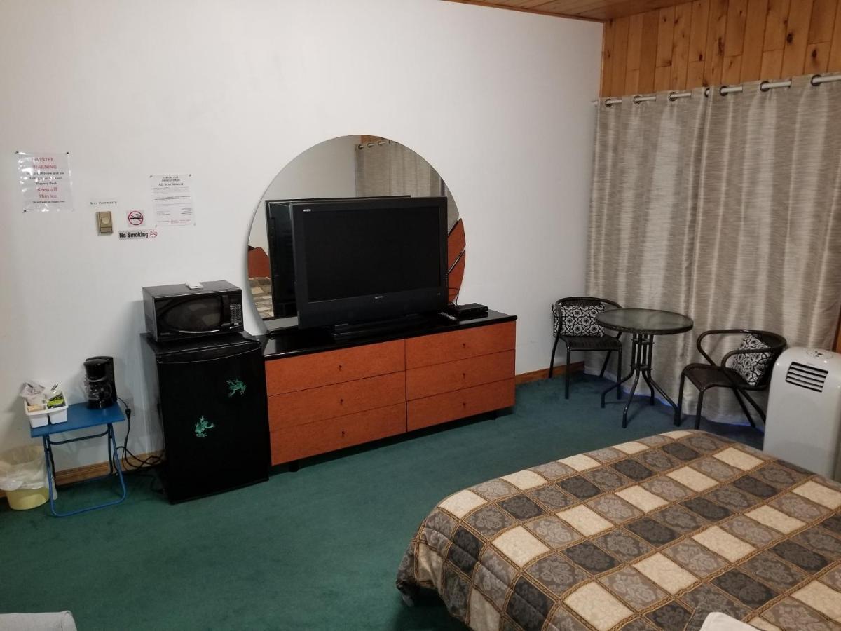 All Star Resort Madawaska Екстер'єр фото