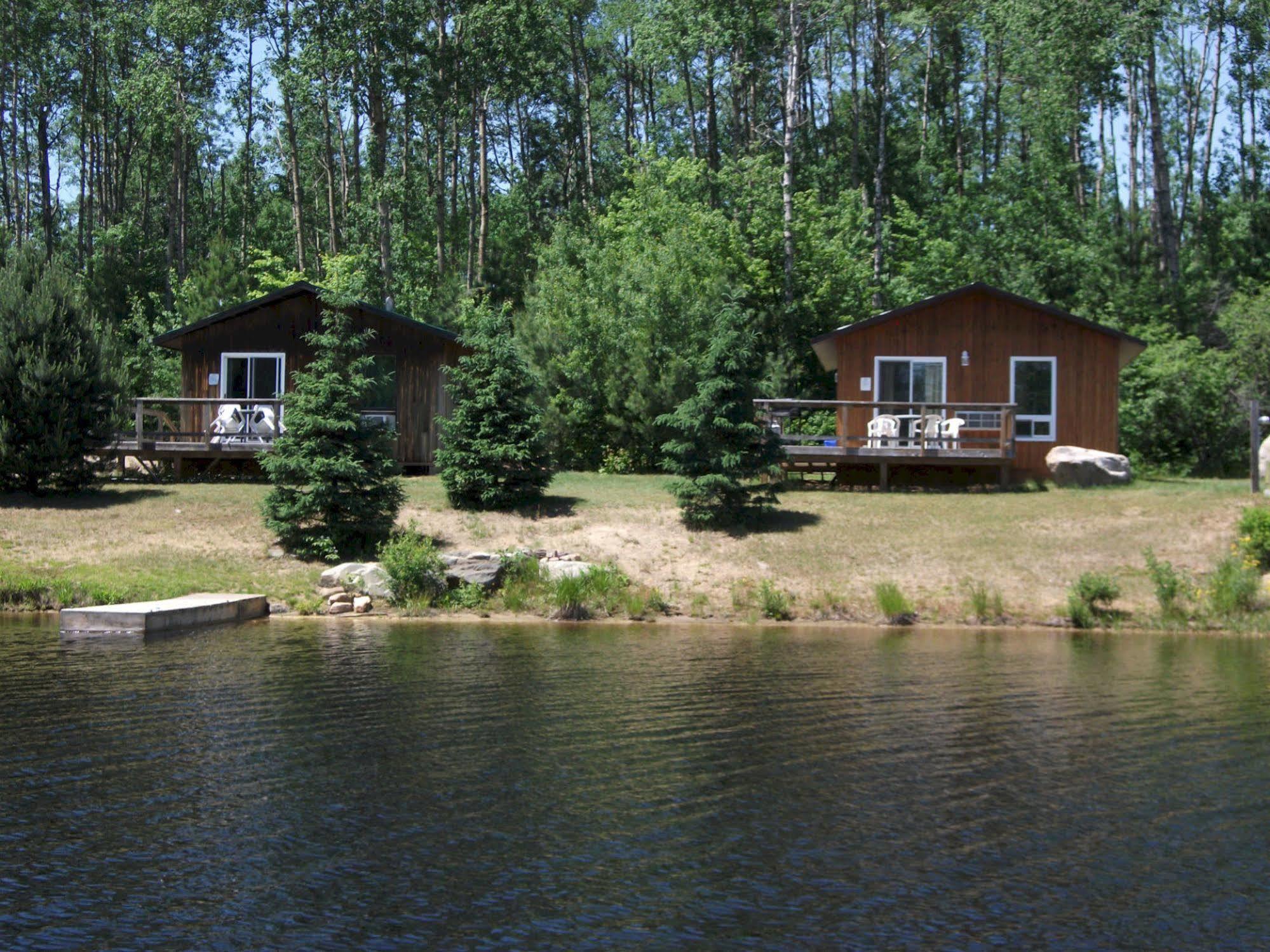 All Star Resort Madawaska Екстер'єр фото